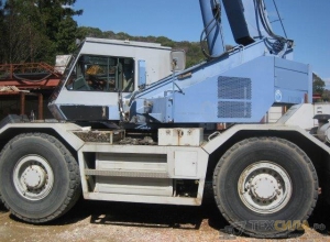 Продается Автокран KOMATSU LW 250-3, 1995 год