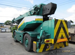 Кран Komatsu 26 TONN 2010 LW250-5.