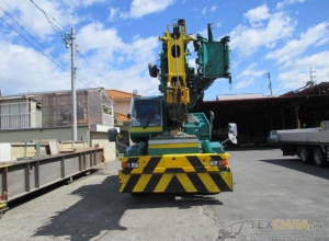 Кран Komatsu 26 TONN 2010 LW250-5.