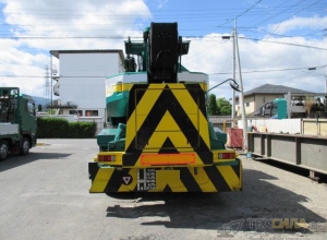 Кран Komatsu 26 TONN 2010 LW250-5.