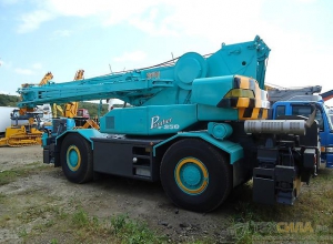 Кран самоходный Kobelco RK250-3.