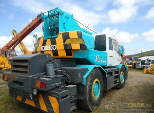 Кран самоходный Kobelco RK250-3.