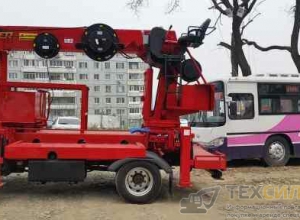 Hyundai Mega Truck автовышка.